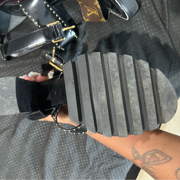 Size 41 (10.5) Star Trail Louis Vuitton Heel. Only worn once - Picture 9 of 13